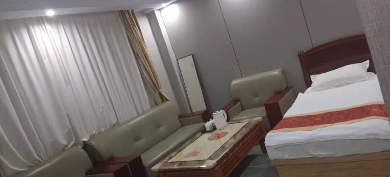 四子王旗故家连锁酒店图片