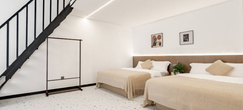 北海言汐艺术民宿(侨港风情街店)图片