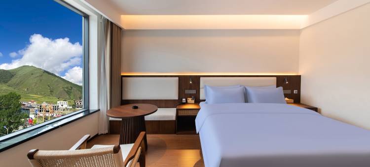 云居酒店(康定新都桥摄影路店)图片