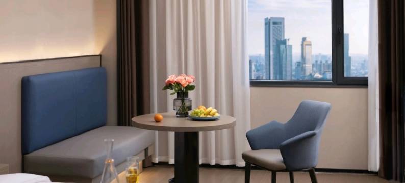 轻欢居酒店(湘潭汽车站店)图片