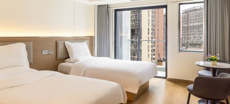 凤池.曼居酒店(贵阳北站店)图片