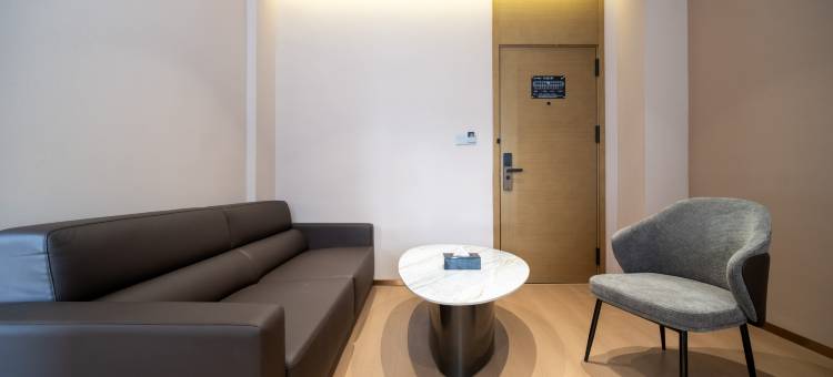 新天银酒店(客运中心店)图片