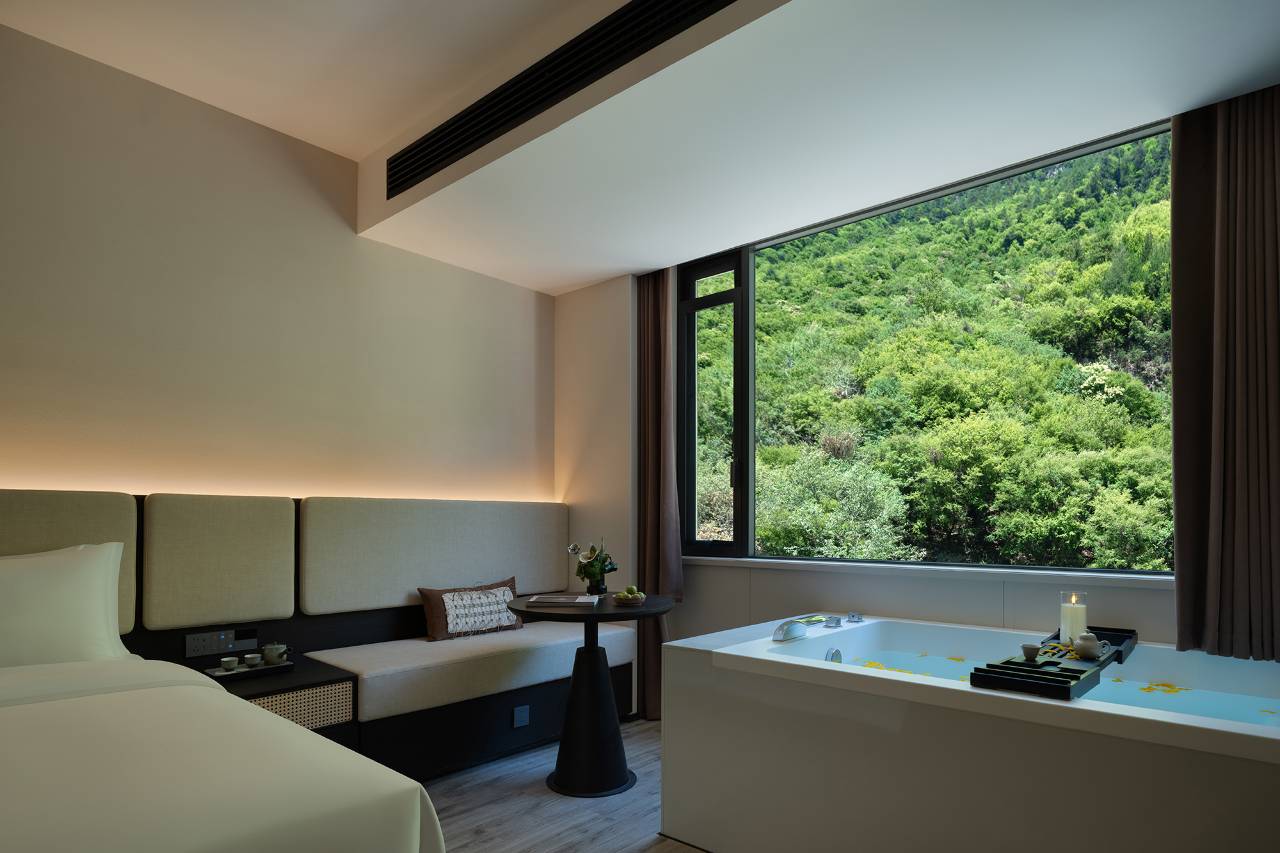 RelaxC丽宽·隐世汤泉酒店(毕棚沟理小路店)图片