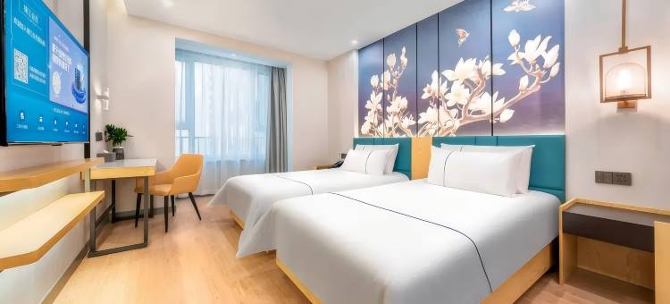 轻住酒店(枣庄西站万达广场店)图片