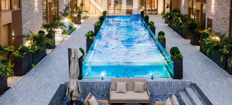 一宅新中式合院·智能客控丨设计师美学轻奢酒店(雅安高铁站店)图片