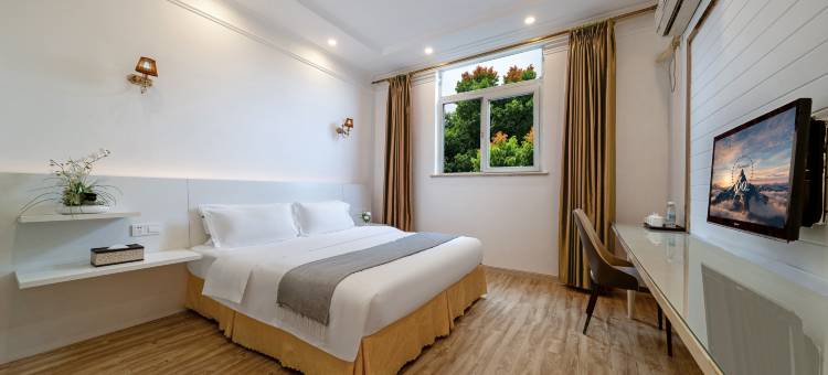 成都新欧尚商务酒店(郫县西站店)图片