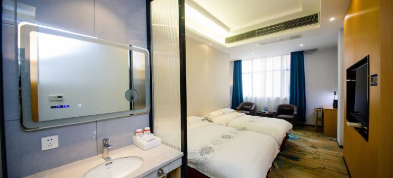 广宁领鹏酒店图片