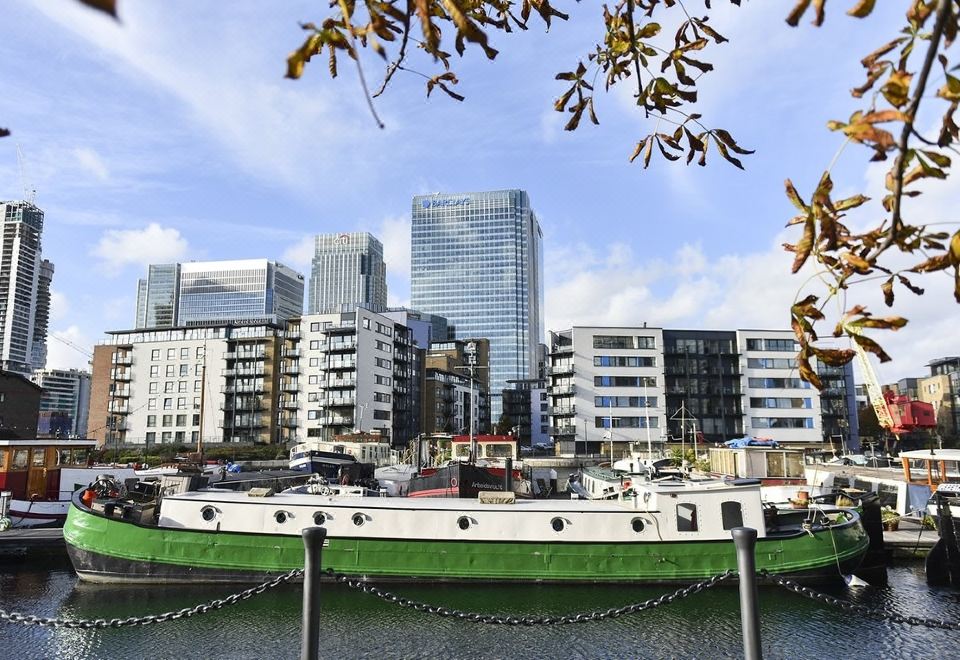 Fraser Place Canary Wharf Hotel Overview