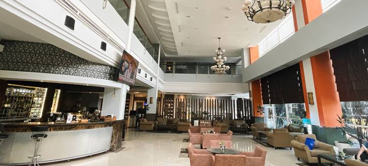 井里汶格拉格酒店(Grage Grand Business Hotel Cirebon)图片