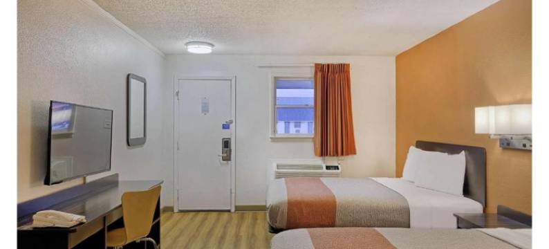 6号汽车旅馆苏利文，密苏里州(Motel 6 Sullivan MO)图片