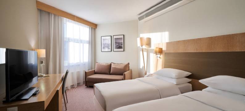 叶卡捷琳堡丽柏酒店(Cosmos Ekaterinburg)图片