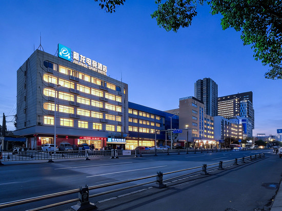 飓龙电竞酒店(德阳文庙广场店)