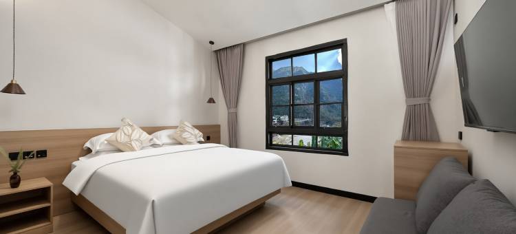 爱上怒江·秘境湾康养旅居度假山居(怒江福贡店)图片