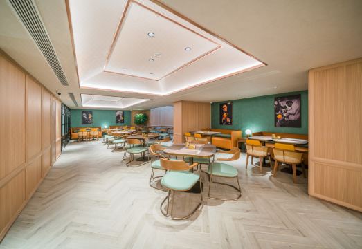 Orange Hotel (Dalian Airport) Hotel Overview