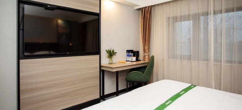 格林豪泰智选酒店(上海共富新村地铁站店)图片