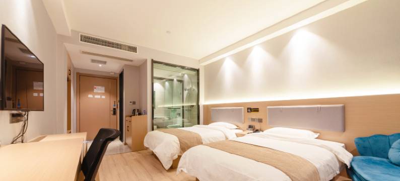 铂金湾假日酒店(芜湖南陵中学滨河公园店)图片