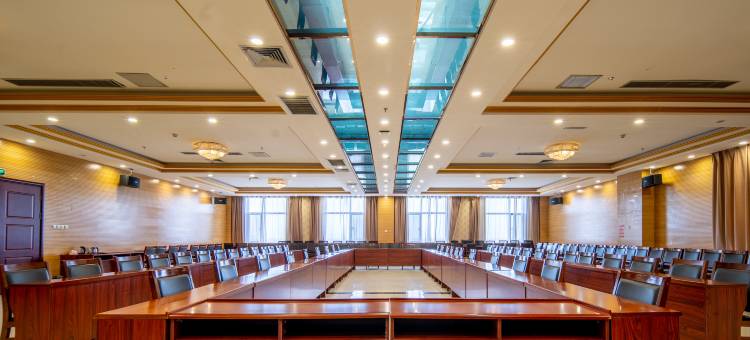 乐丽酒店(雄安新区容城白洋淀高铁站店)图片