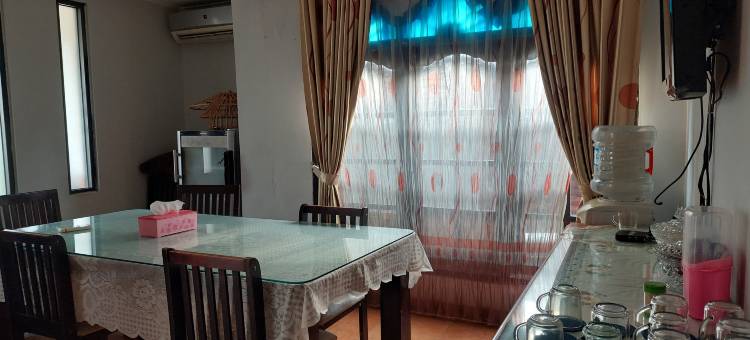 潘多克塞鲁尼旅馆(Pondok Seruni Kemanggisan Jakarta)图片
