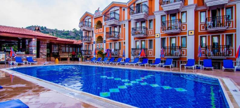 魔术鬱金香海滩酒店(Magic Tulip Beach Hotel)图片