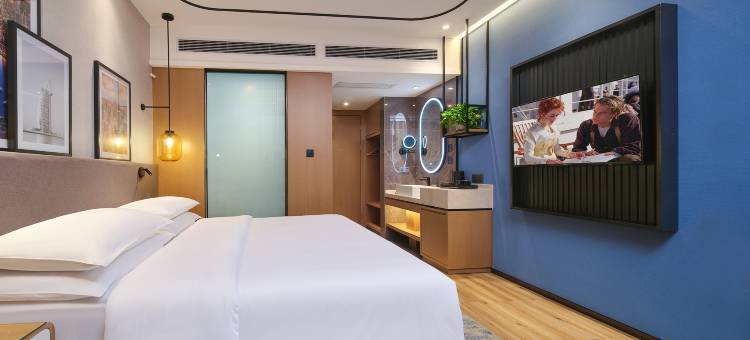 长沙岳麓金融中心华美达酒店图片