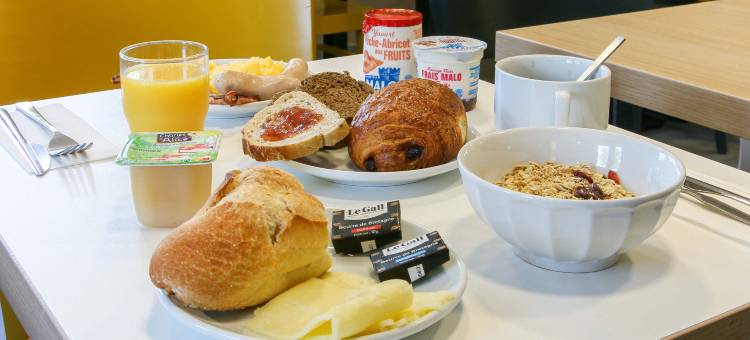 弗雷瑞斯罗克布伦河畔阿根斯住宿加早餐酒店(B&B Hôtel Fréjus Roquebrune-Sur-Argens)图片