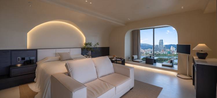 雲中宿空中江景民宿(泼水广场店)图片