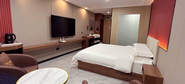 利尔顿酒店(石嘴山黄河公园店)图片