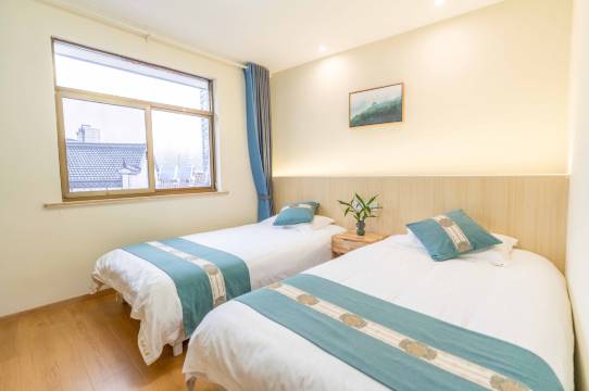 九华山问水山居客栈