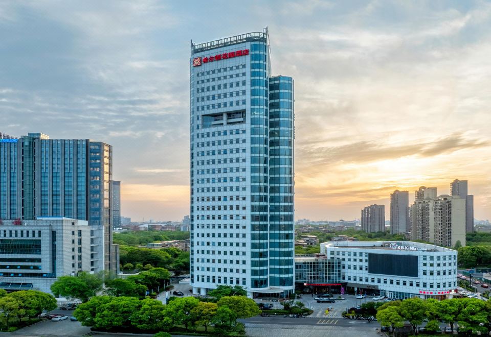 南通星湖希尔顿花园酒店外景图
