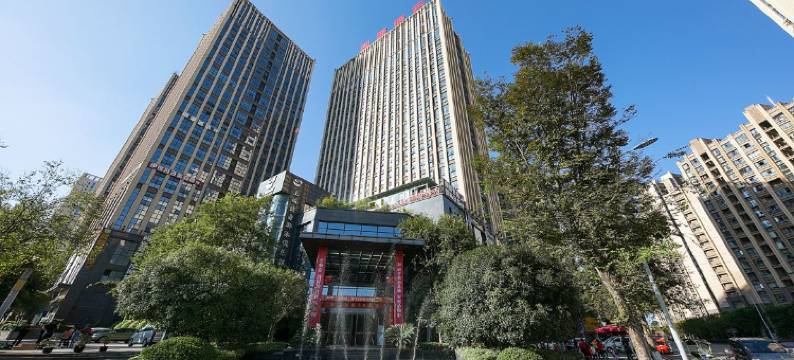 奥普酒店(重庆蔡家轻轨站店)图片