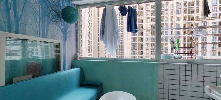深圳百香苑女子青年旅舍(深圳会展中心店)图片