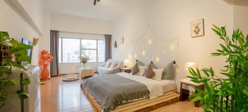 哈啰轻酒店(昆明塘子巷地铁站店)图片