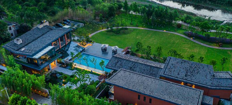 安吉九言鸟巢里酒店图片