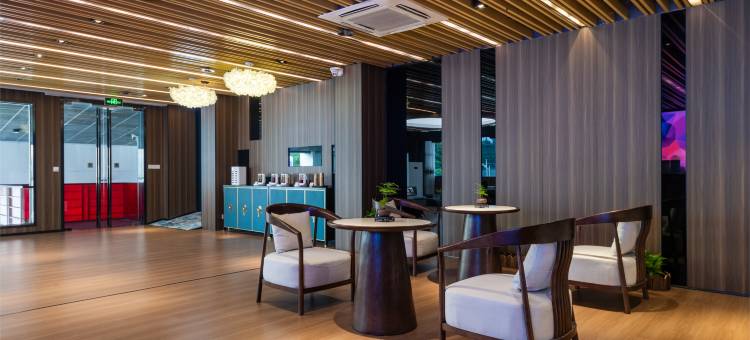 深圳华怡HOTEL(体育中心八卦岭地铁站店)图片