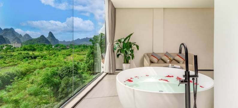 隐田居·全景轻奢酒店(二十元背景风景区店)图片