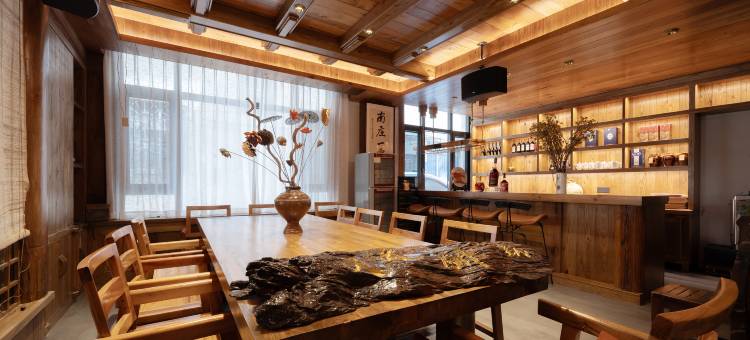 张家界乾方有家客栈(天门山索道店)图片