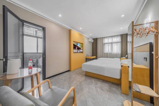 奕居智能酒店(太原晋祠景区店)