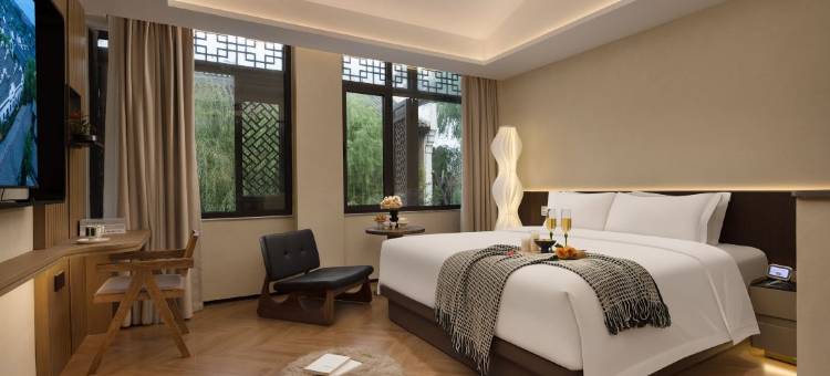 城里有月光·泊岸酒店(台儿庄古城复兴广场店)图片