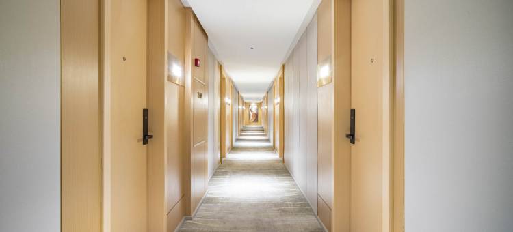 造梦师电竞民宿(南充火车站店)图片