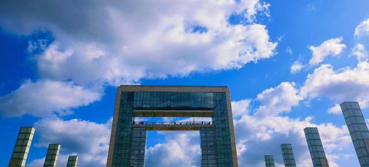 隐市拾光海景度假公寓(威海韩乐坊火车站店)图片