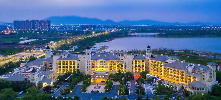 安庆碧桂园凤悦凤凰酒店(万达广场店)图片