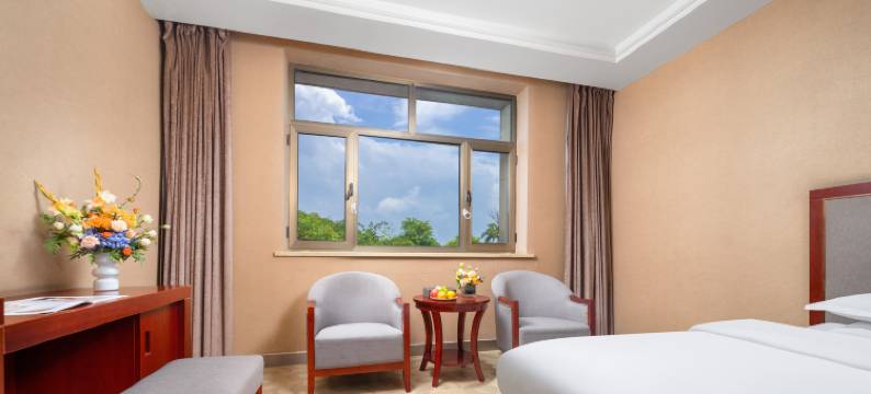 皇冠大酒店(喀什团结路美食街店)图片