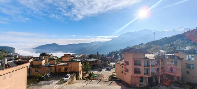 元阳新都酒店(多依树景区店)图片