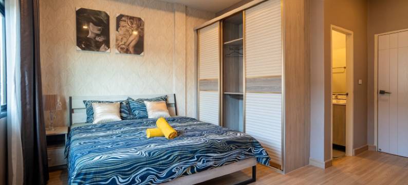 芭提雅 The Lake【联排泳池别墅⭐️近中天夜市/        社区泳池】(Pattaya town house three bedroom pool villa 【8 minutes drive to floating market + swimming pool】)图片