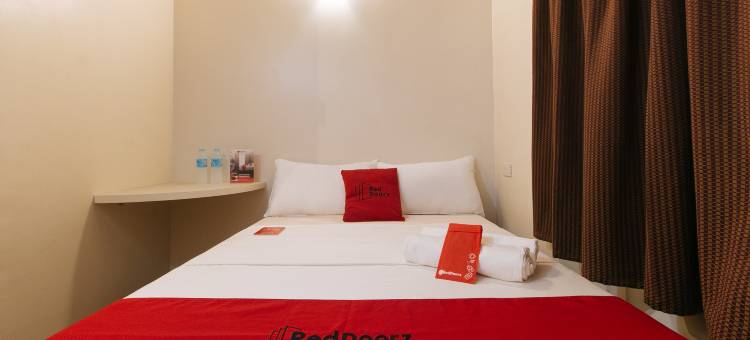 红多兹酒店近EDSA夏令营(RedDoorz near EDSA Camp Crame)图片