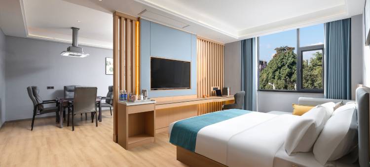 昌宁宁馨智慧酒店(三江世纪购物广场右甸河生态旅游区店)图片