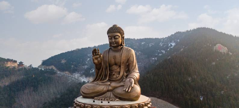 铂雅未来-YOUNG IS FASHION酒店(龙口博商购物广场振华商厦店)图片