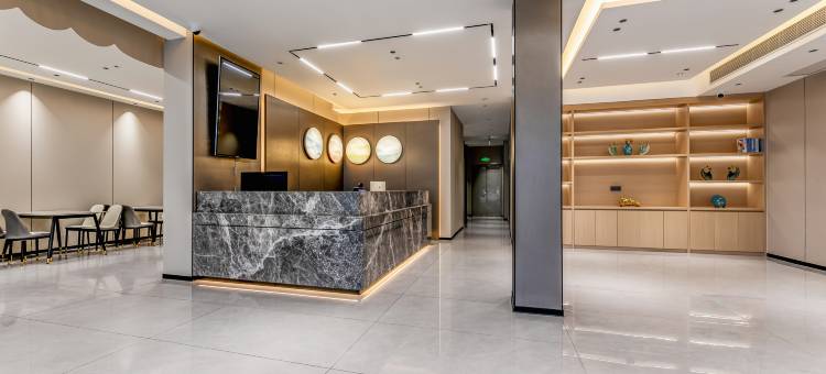 云上四季酒店(北海侨港风情街国际客运港店)图片