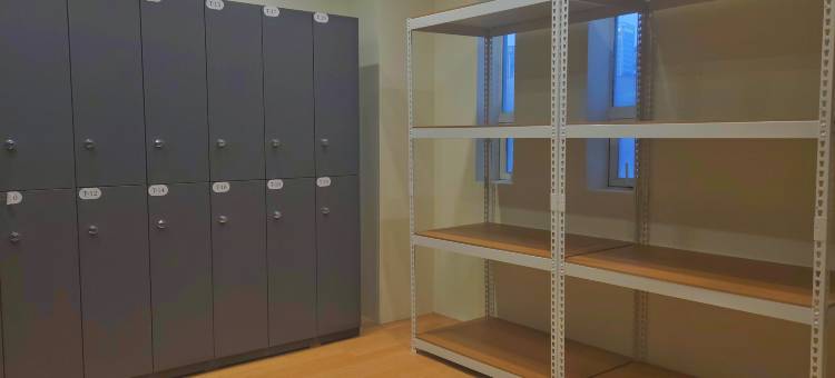 82胶囊酒店(82 Capsule Hotel)图片