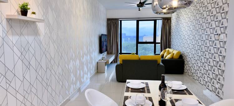 MidValley Southkey Mosaic 6-9pax Netflix-SmartTV70inch图片